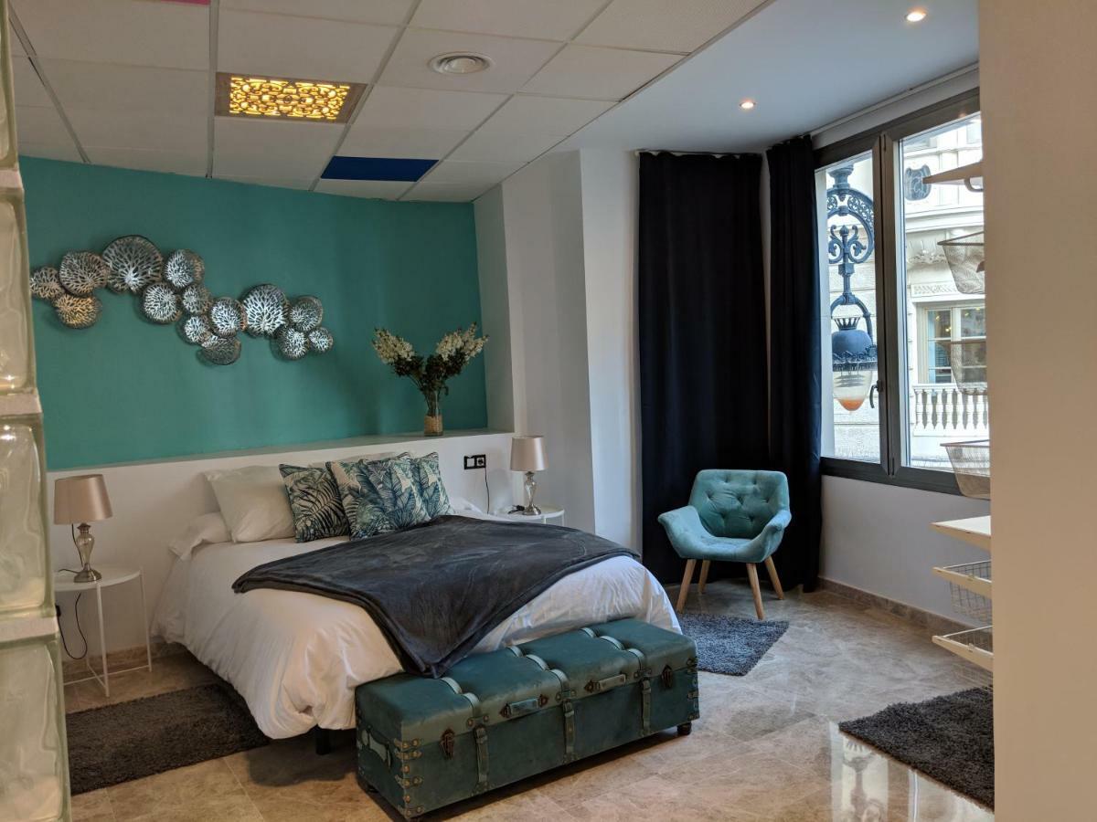 Apartamentos ARC Félix Sáenz - 2 3 Málaga Extérieur photo